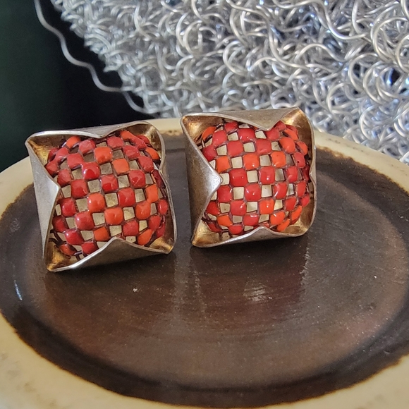Coral Chequered Pattern Stud Earrings - Picture 2 of 5